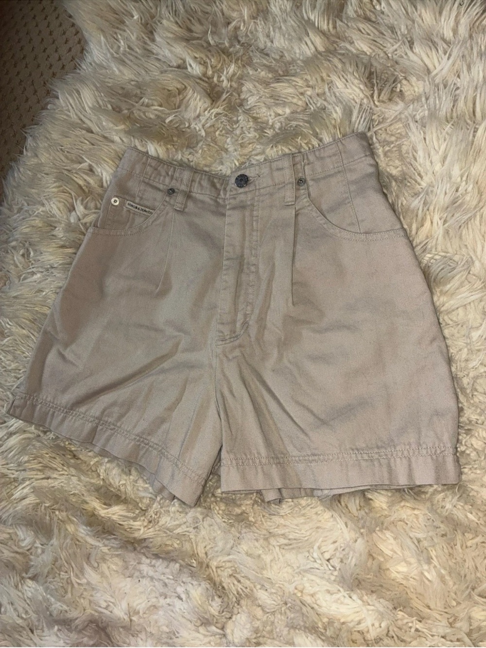 Sonoma Size 9 Beige Solid Chino Shorts Flat Front Zip Closure